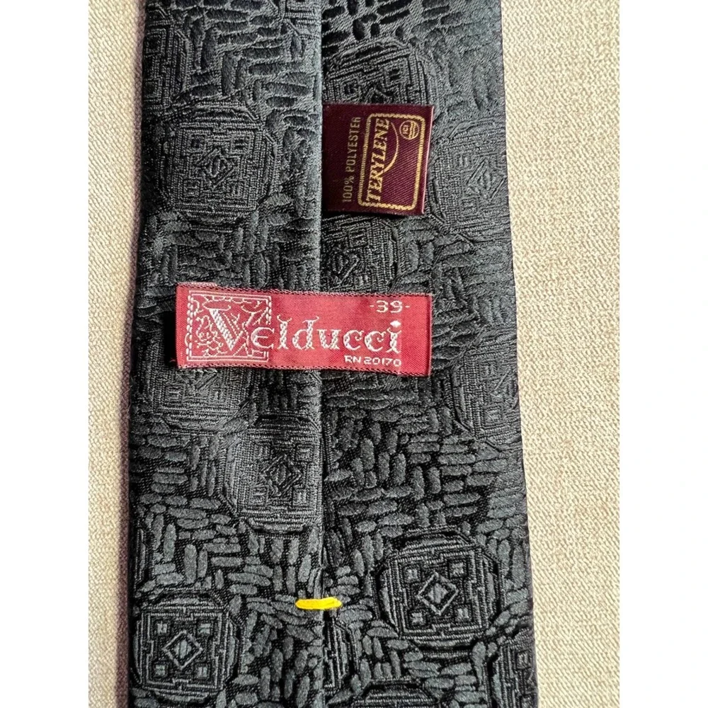 Vintage Velducci Black Terylene Polyester Geometric Medallion Jacquard Necktie